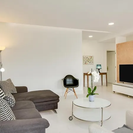 Fantastico Cerca Playa Apartment *